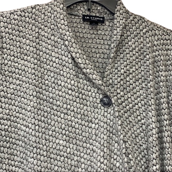 Sz1X IN Studio Sweater Cardigan Gray/Black NWT - Picture 2 of 7